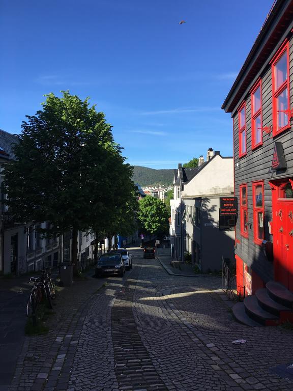 Urban Hostel Bryggen ベルゲン エクステリア 写真